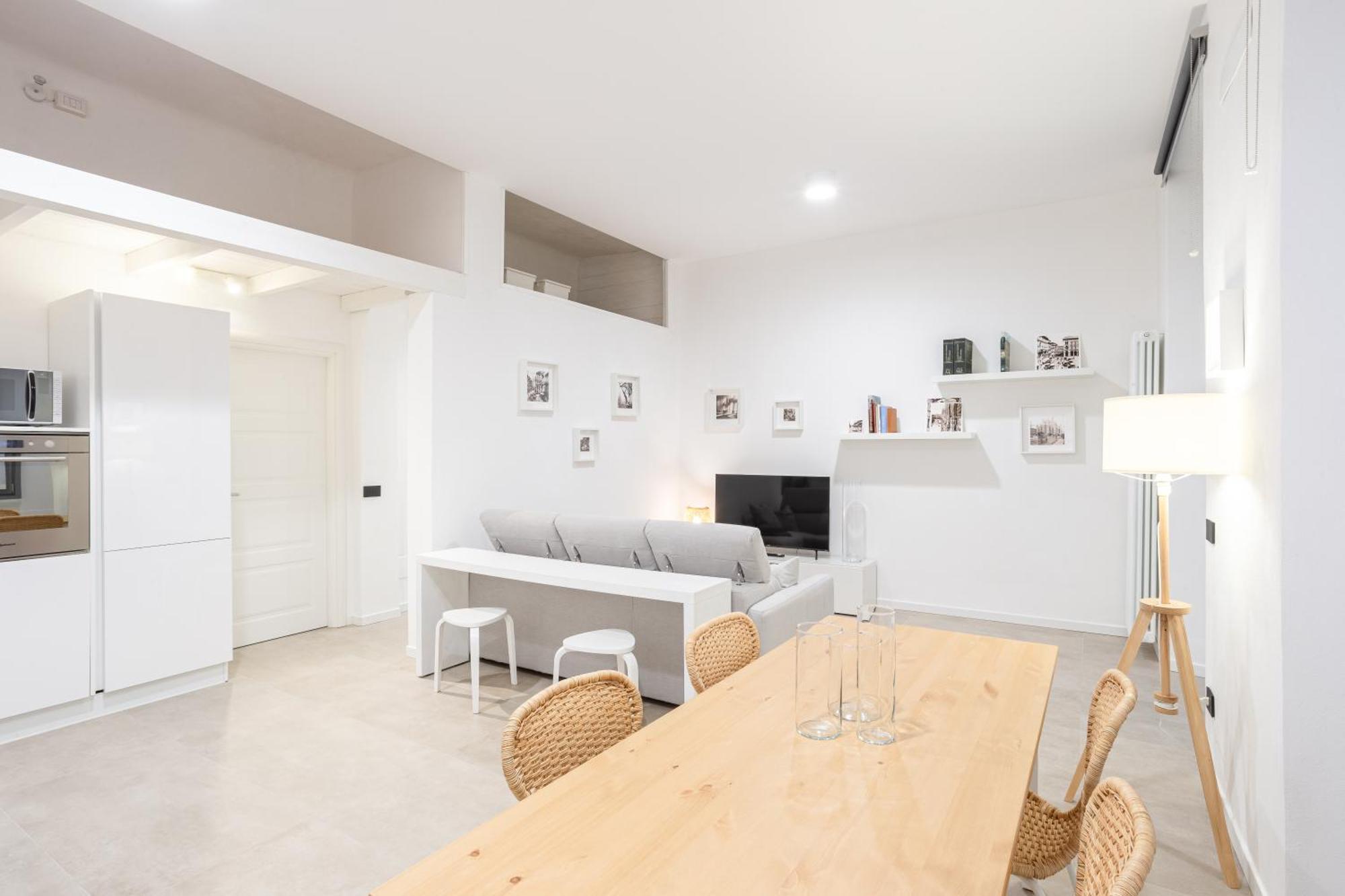 Appartement Sant Ambroeus Garden Milan